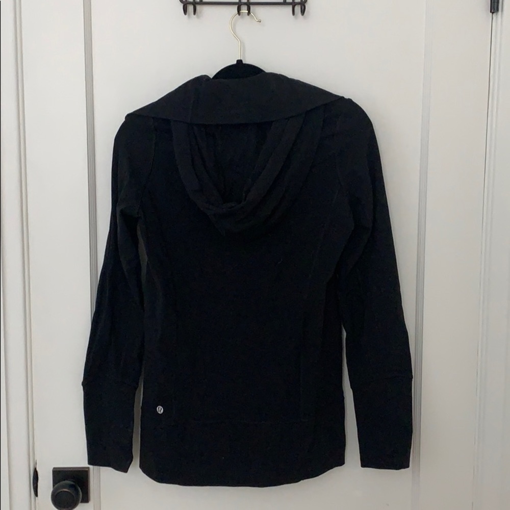 LULULEMON jacket - Picture 2 of 5